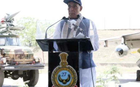 भुज से गरजे रक्षा मंत्री राजनाथ सिंह: सेना ने नाश्ते से पहले दुश्मन को निपटा दिया