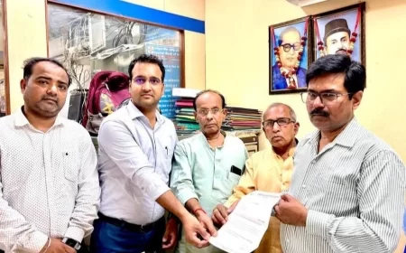 भरथना: भीषण गर्मी में बैंकों में ठंडे पानी की मांग, ग्राहक पंचायत ने सौंपा ज्ञापन