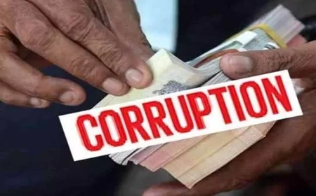 मेरठ में रिश्वत लेते दरोगा रंगे हाथ गिरफ्तार, विजिलेंस टीम ने की बड़ी कार्रवाई