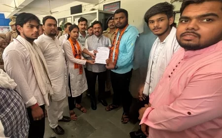 औरैया: कॉलेजों की अवैध फीस वृद्धि के खिलाफ एबीवीपी का प्रदर्शन, ज्ञापन सौंपा