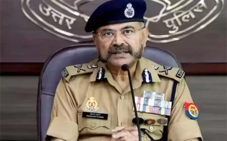 DGP प्रशांत कुमार के सेवा विस्तार पर फैसला आज, यूपी पुलिस नेतृत्व को लेकर सस्पेंस बरकरार