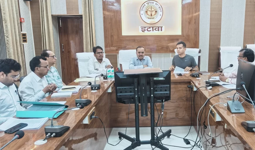 इटावा: भरथना बाईपास, गौशाला और सीएससी निर्माण पर नोडल अधिकारी की सख्ती