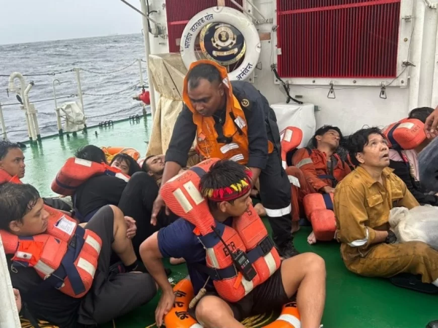 भारतीय नौसेना ने संकटग्रस्त MSC Elsa-3 मालवाहक पोत से सभी 24 क्रू मेंबर्स को सुरक्षित निकाला