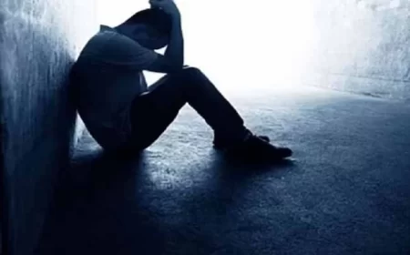 मां का जन्मदिन मनाकर बीबीए छात्र ने की आत्महत्या,  लिखा "आई एम सॉरी पापा"