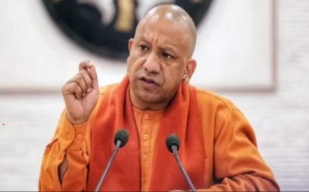 यूपी में 127 पीसीएस अधिकारियों के तबादले, कई एसडीएम को मिले नए जिले