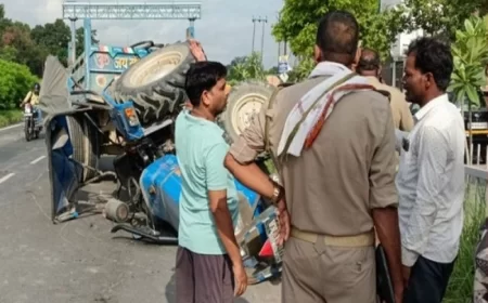 कुशीनगर: एंबुलेंस और ट्रैक्टर-ट्रॉली की टक्कर में 5 घायल, 2 की हालत गंभीर