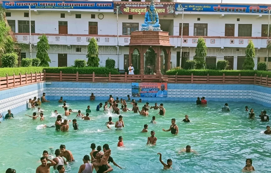 ॐ श्री पागल बाबा धाम में गंगा दशहरा पर्व पर भक्ति की बयार