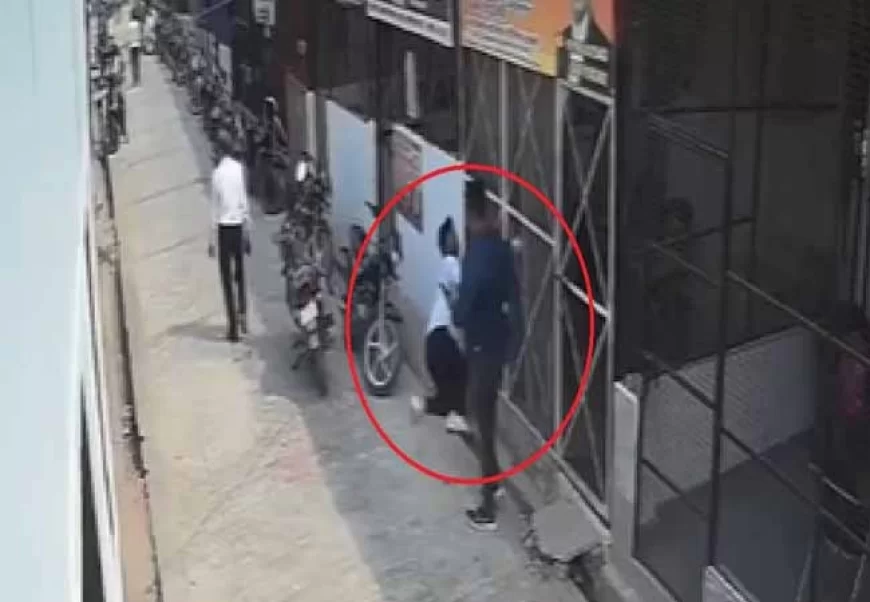 लखनऊ: तहसील परिसर में चलते-चलते गिरे 26 वर्षीय वकील, मौके पर मौत, CCTV में कैद हुई घटना