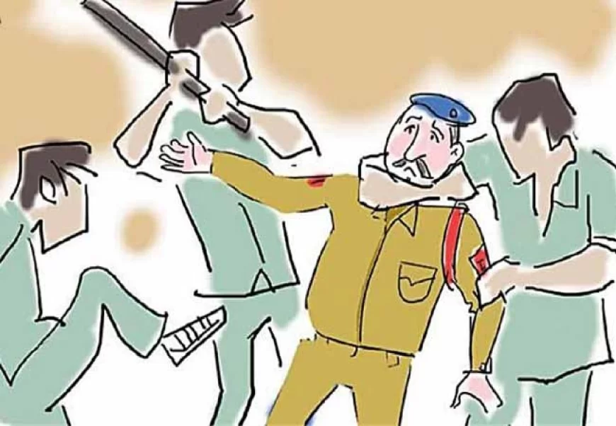 लखनऊ में पुलिसकर्मी से मारपीट, VIP बेटे का नाम FIR में गायब, पुलिस पर पक्षपात के आरोप