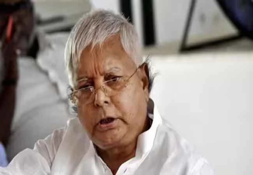 लालू यादव पर अंबेडकर की तस्वीर का अपमान का आरोप, SC आयोग ने भेजा नोटिस