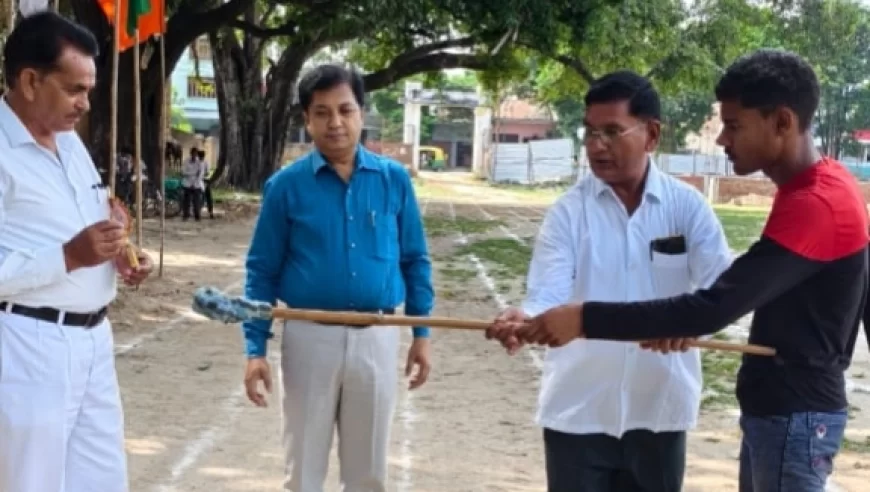 युवाओं के उत्साह से दमक उठा एस.ए.वी. इंटर कॉलेज, खेलों में छाए प्रतिभागी