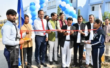 जयोत्री अकैडमी में बाल दिवस पर किताबों का मेला, बच्चों में दिखा उत्साह