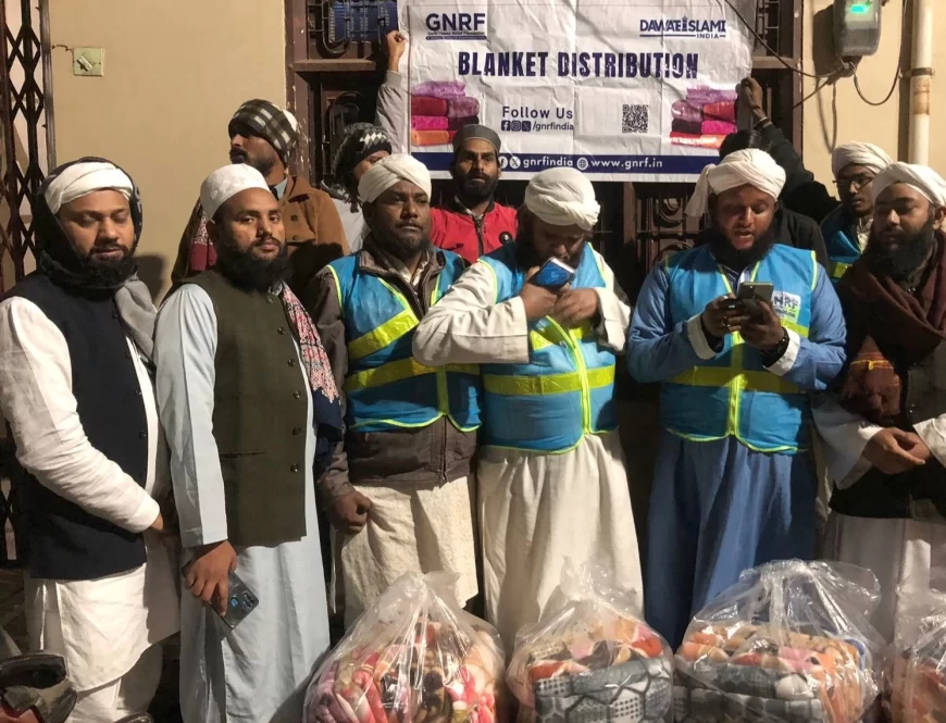 भरथना में GNRF ने जरूरतमंदों को बांटे कंबल