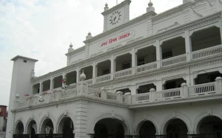 लखनऊ में हाउस टैक्स पर सख्ती: बड़े बकायेदारों पर नगर निगम का सीलिंग अभियान