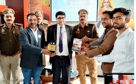 होली प्वाइंट एकेडमी में भव्य साइबर जागरूकता कार्यक्रम संपन्न