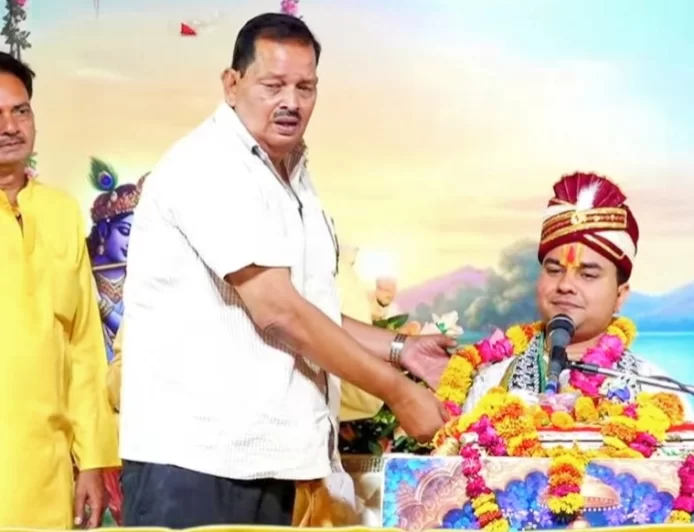 सुदामा चरित्र से भावविभोर हुआ पंडाल